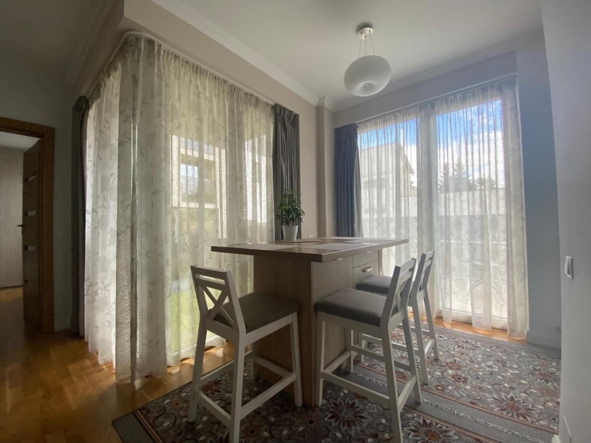 Lunafan Apartment Cluj-Napoca Ngoại thất bức ảnh