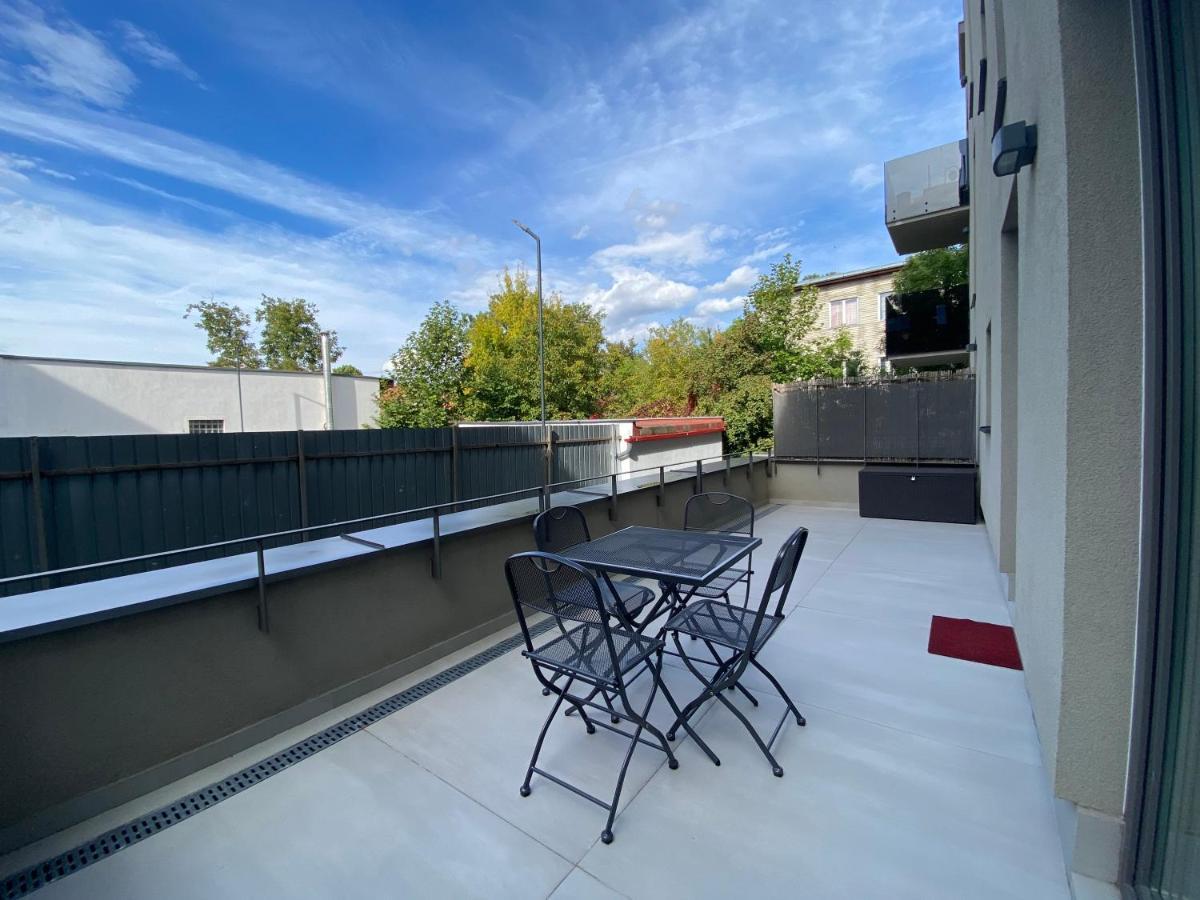Lunafan Apartment Cluj-Napoca Ngoại thất bức ảnh
