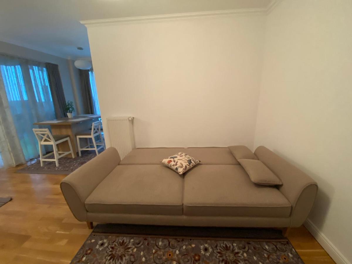 Lunafan Apartment Cluj-Napoca Ngoại thất bức ảnh