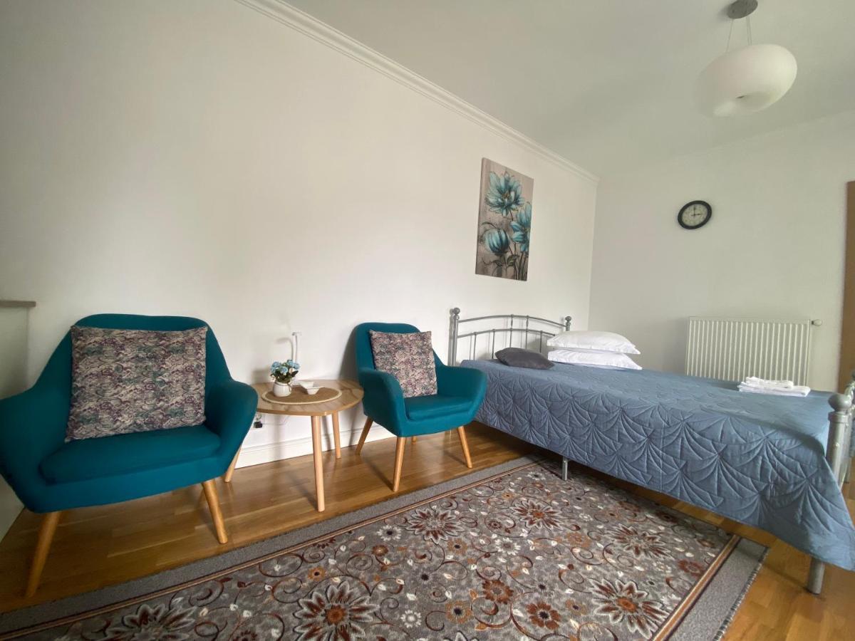 Lunafan Apartment Cluj-Napoca Ngoại thất bức ảnh